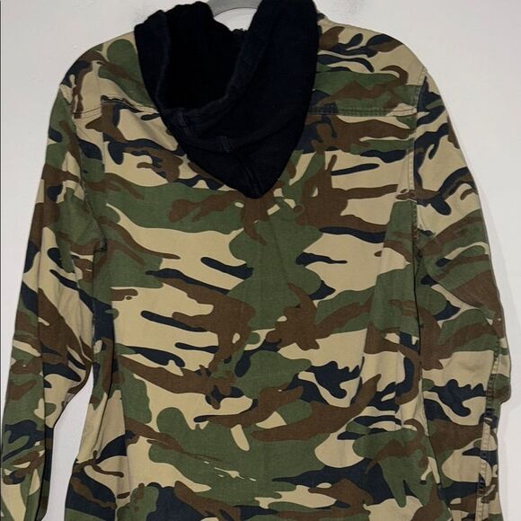 Forever 21 Brown and Green Camouflage Button Up Hooded Jacket - Picture 9 of 14